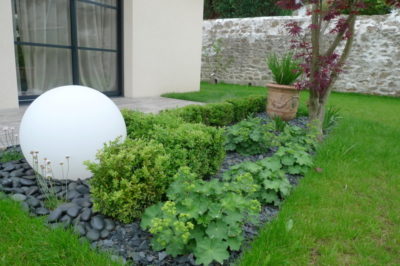 Ameline Arbora massif paillage ardoise Dinard 35 Ameline Arbora massif paillage ardoise Dinard 35
