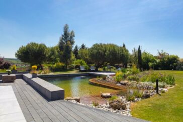 bassins, abords piscine, eau et lumière dans le jardin avec Ameline Arbora