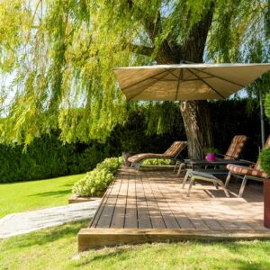 terrasse de jardin - bois, pierre, dallage, béton - Ameline Arbora Paysagiste Dinan Bretagne